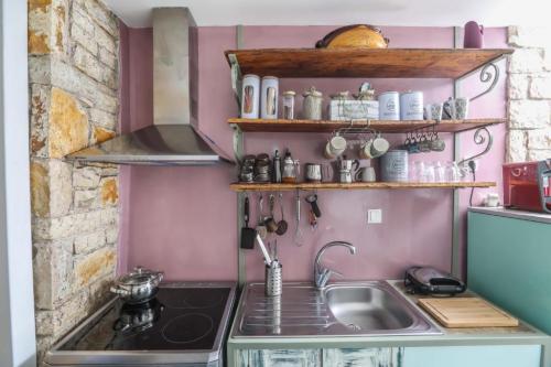 Apartment with Garden 452671177