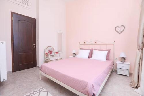 Apartment with Garden 669767958