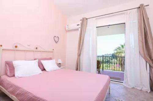 Apartment with Garden 669767971