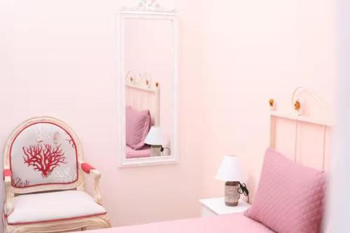 Apartment with Garden 669768046